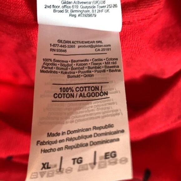 Who Needs Santa When We Have Grandpa Red T-Shirt XL Gildan Heavy Cotton Christma - Picture 3 of 9